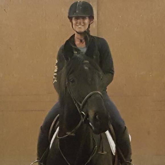 Meet your Posher, Anne - Picture 1 of 11